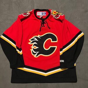 CCM Calgary Flames Jersey Mens Large Red Blasty Horse Vintage NHL Lace Up Hockey